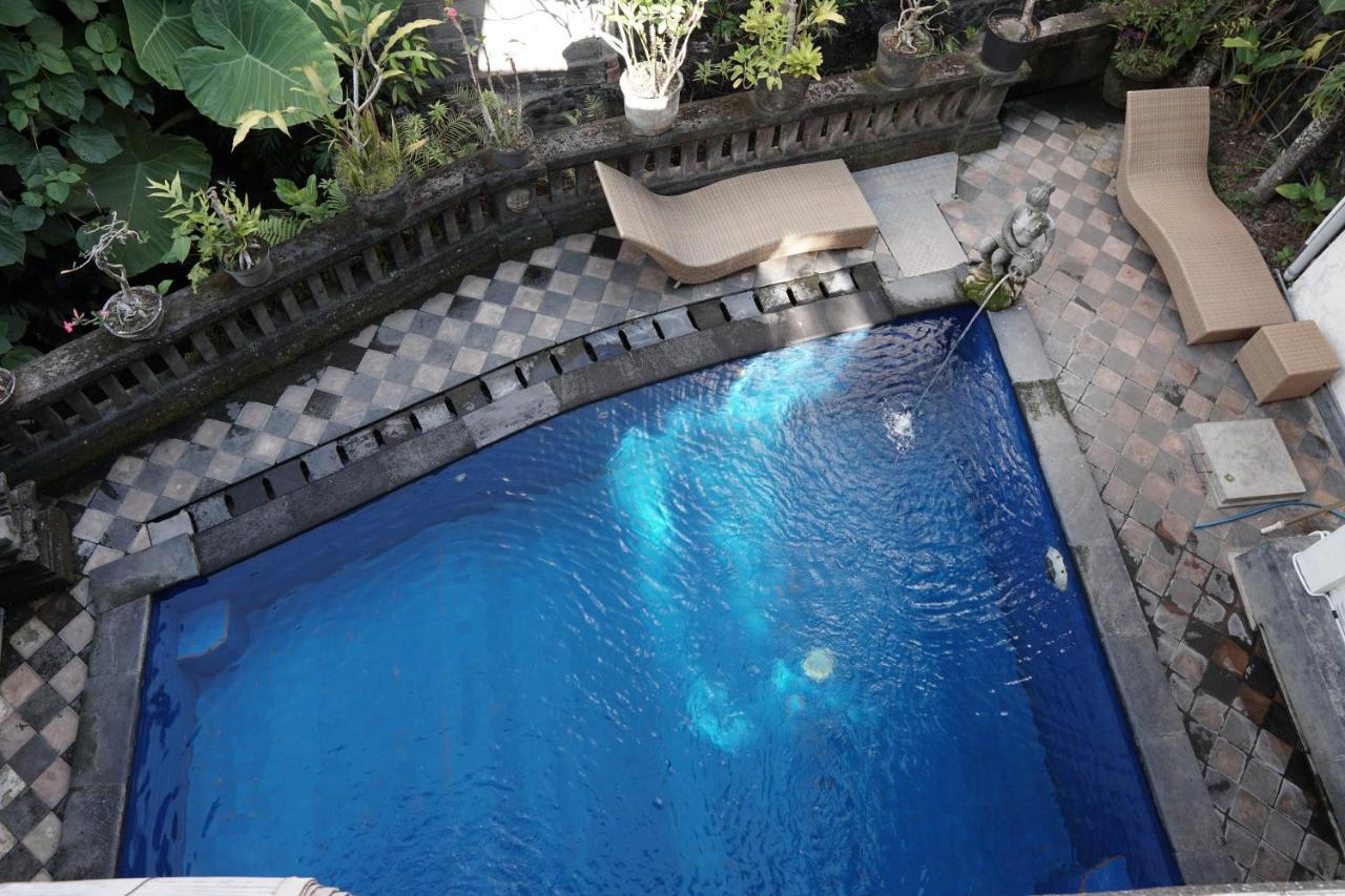 Raka House
